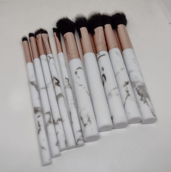 Set x10 brochas de maquillaje marmol